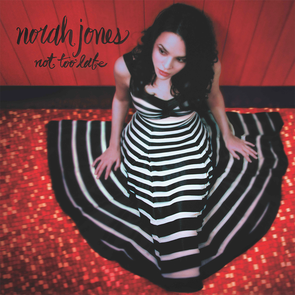 Blue Note Norah Jones Not Too Late CD album piano-voix