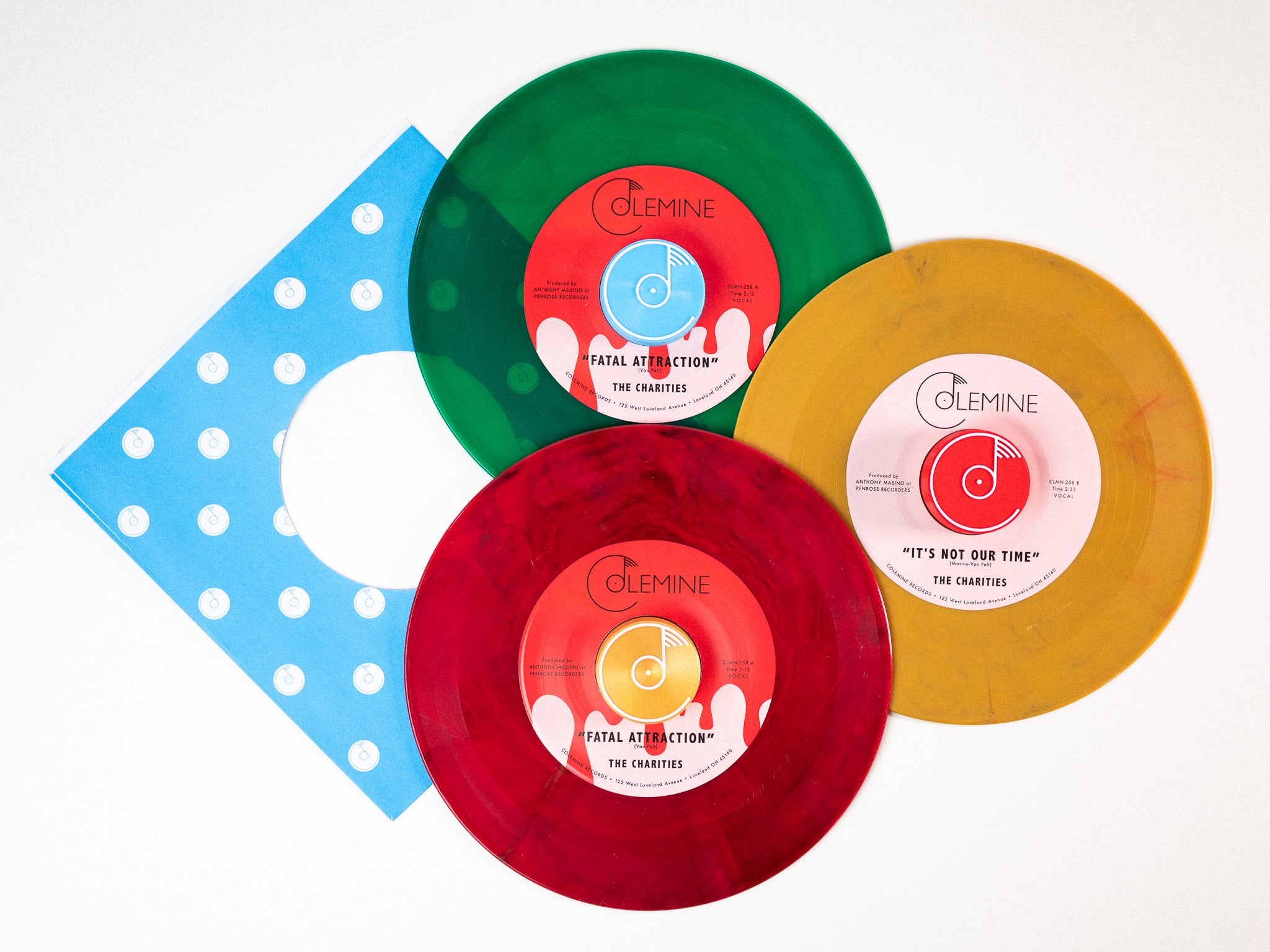 The Charities Fatal Attraction 45 tours Couleur Aléatoire