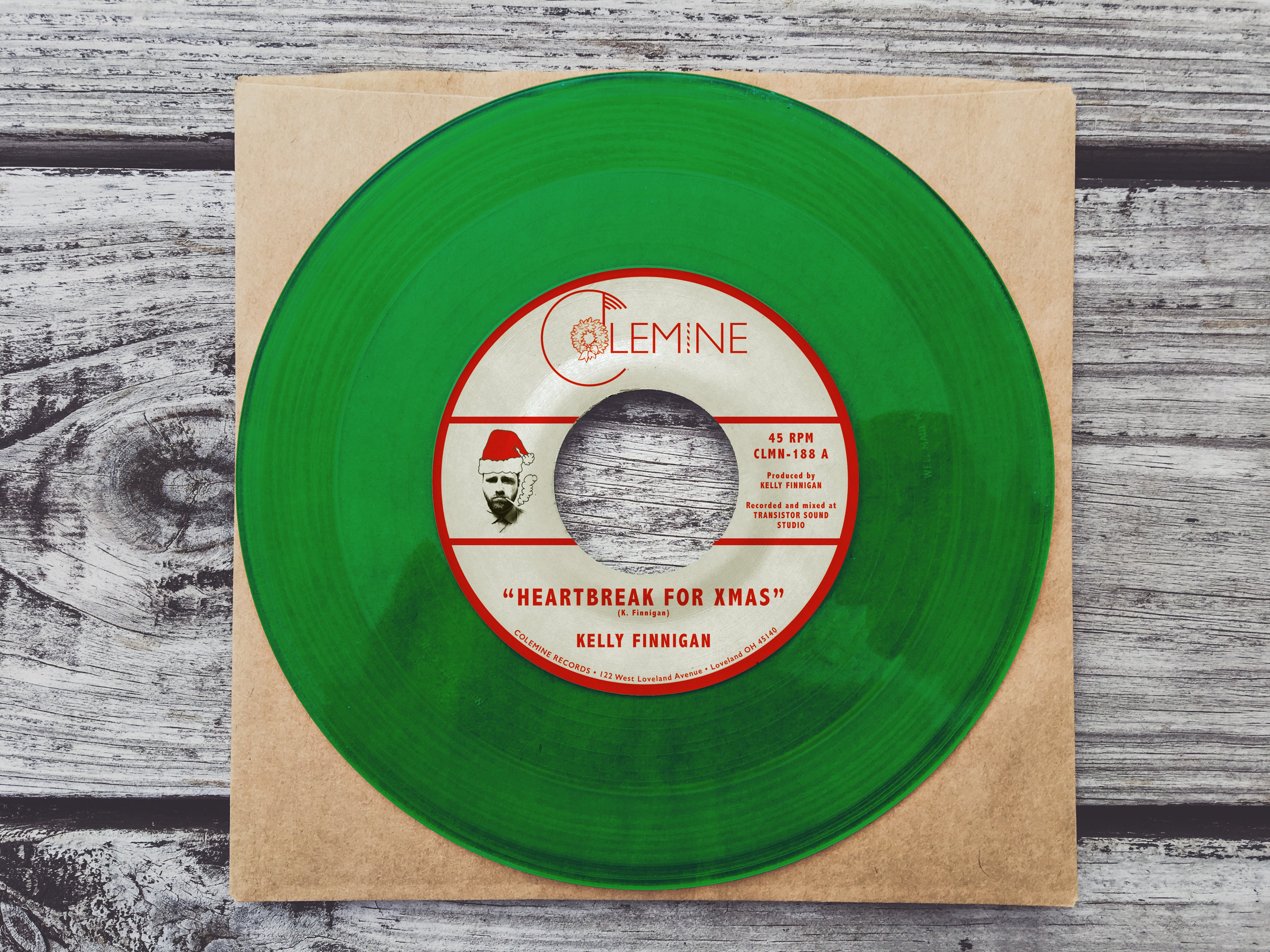 Kelly Finnigan Heartbreak For Christmas 45 tours vert