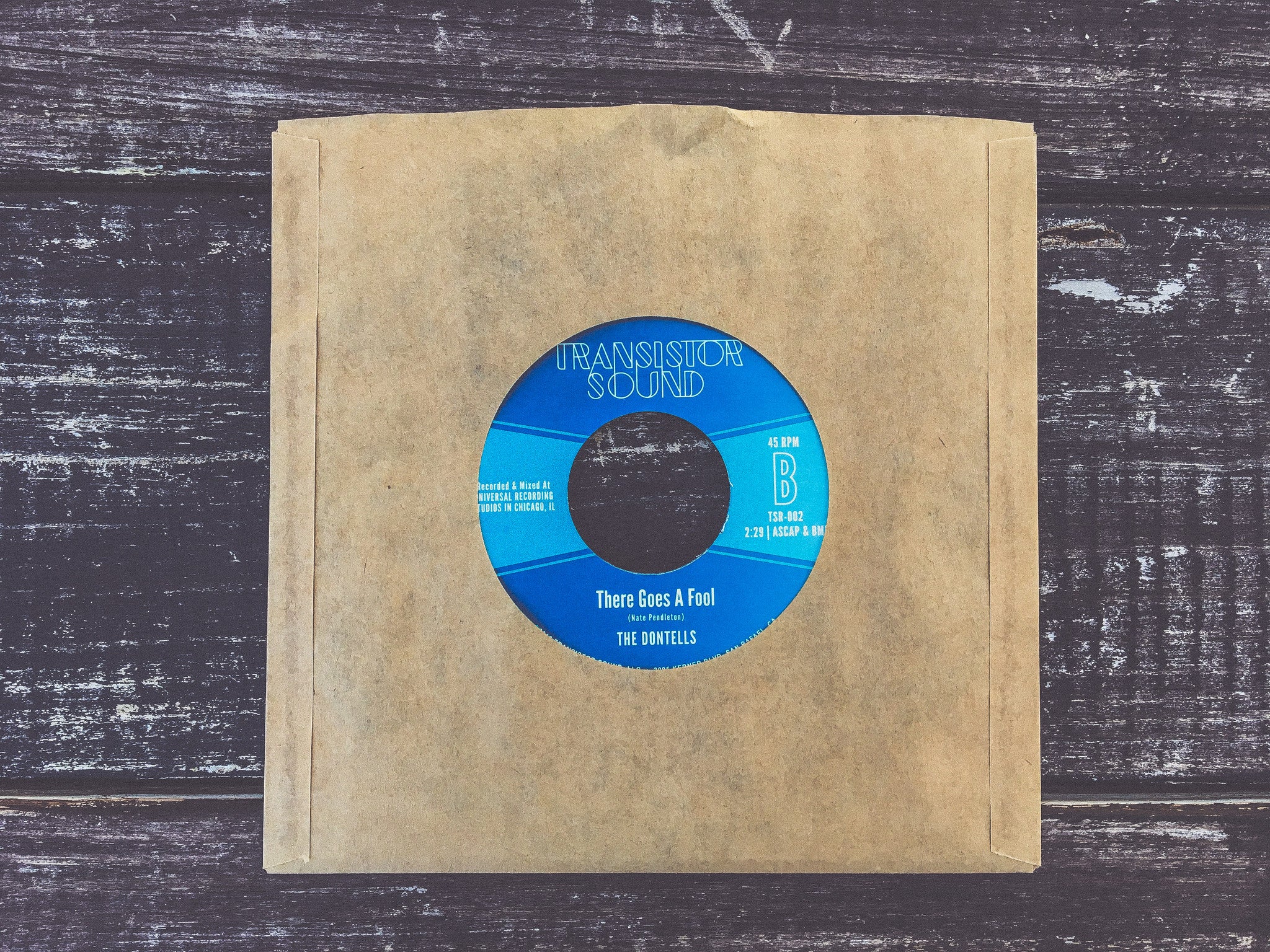 The Dontells Move On Down The Line vinyle 45T