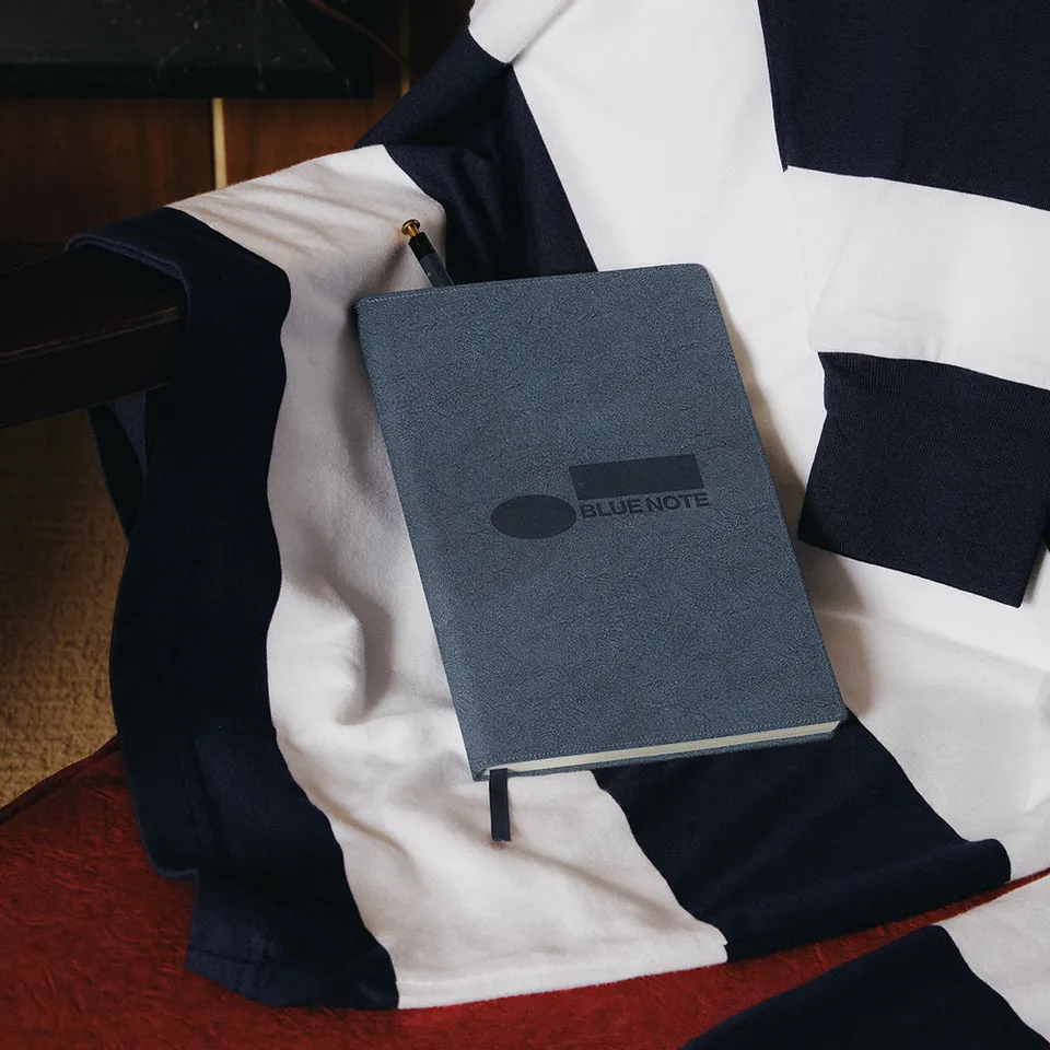 Classic Blue Note carnet A5 ligné simili cuir logo
