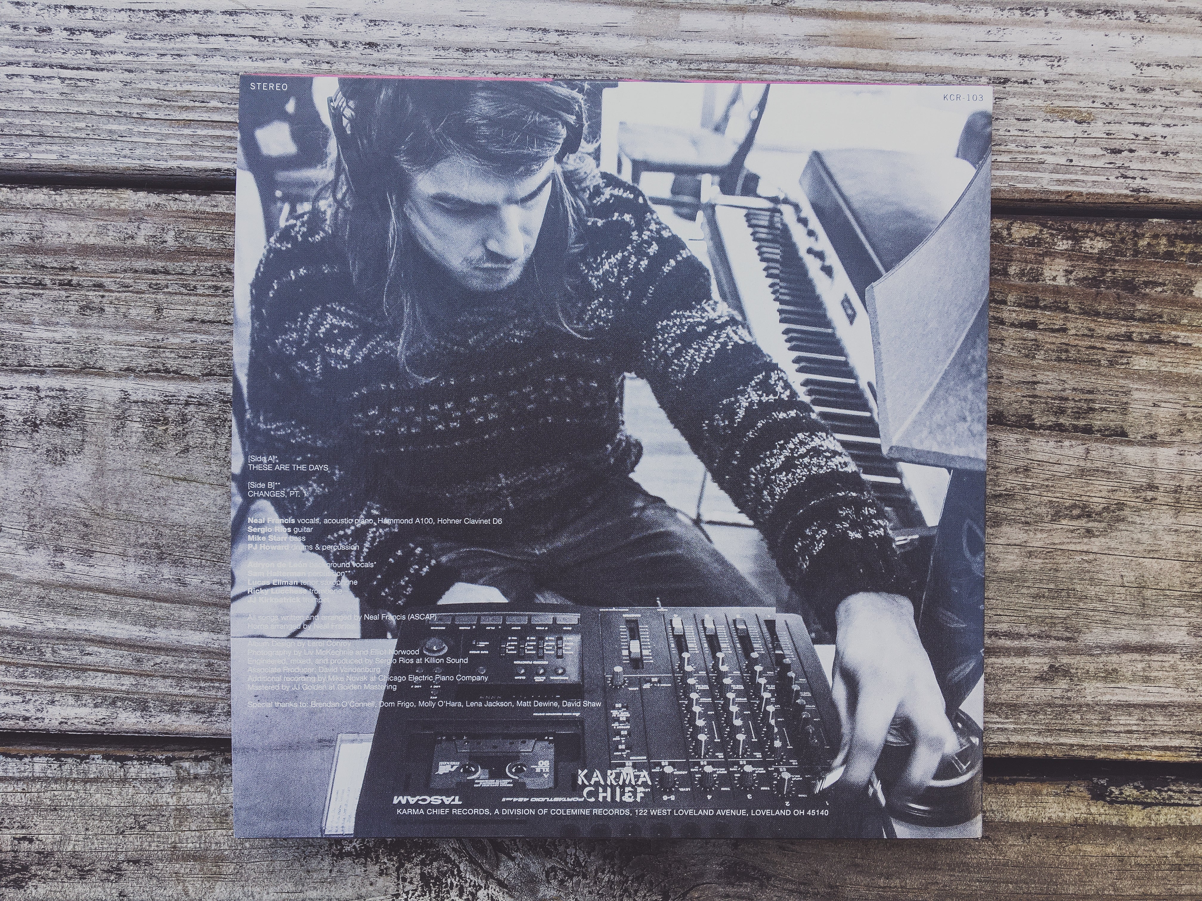 Neal Francis These Are The Days 45T single vinyle bleu
