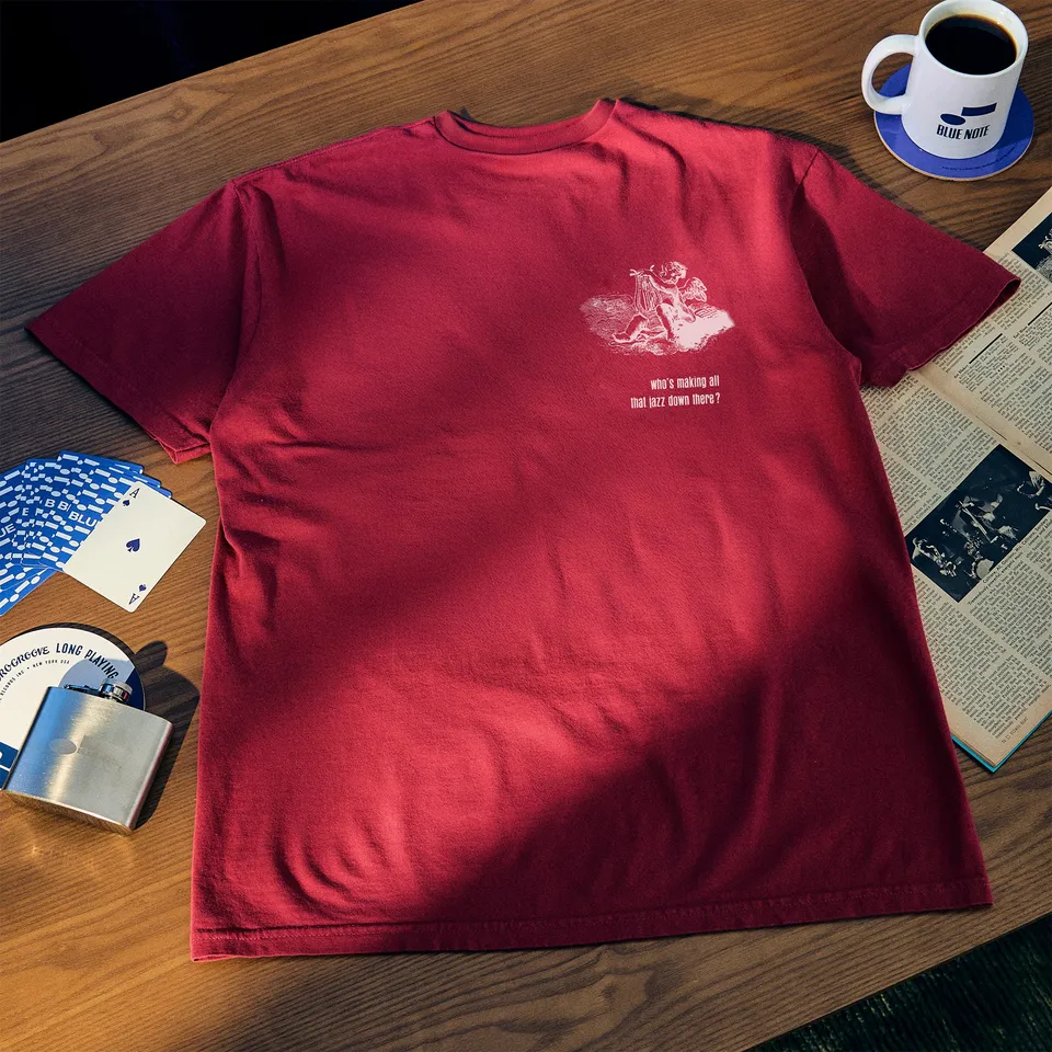 Blue Note Merch Who's Making Jazz T-Shirt rouge taille M