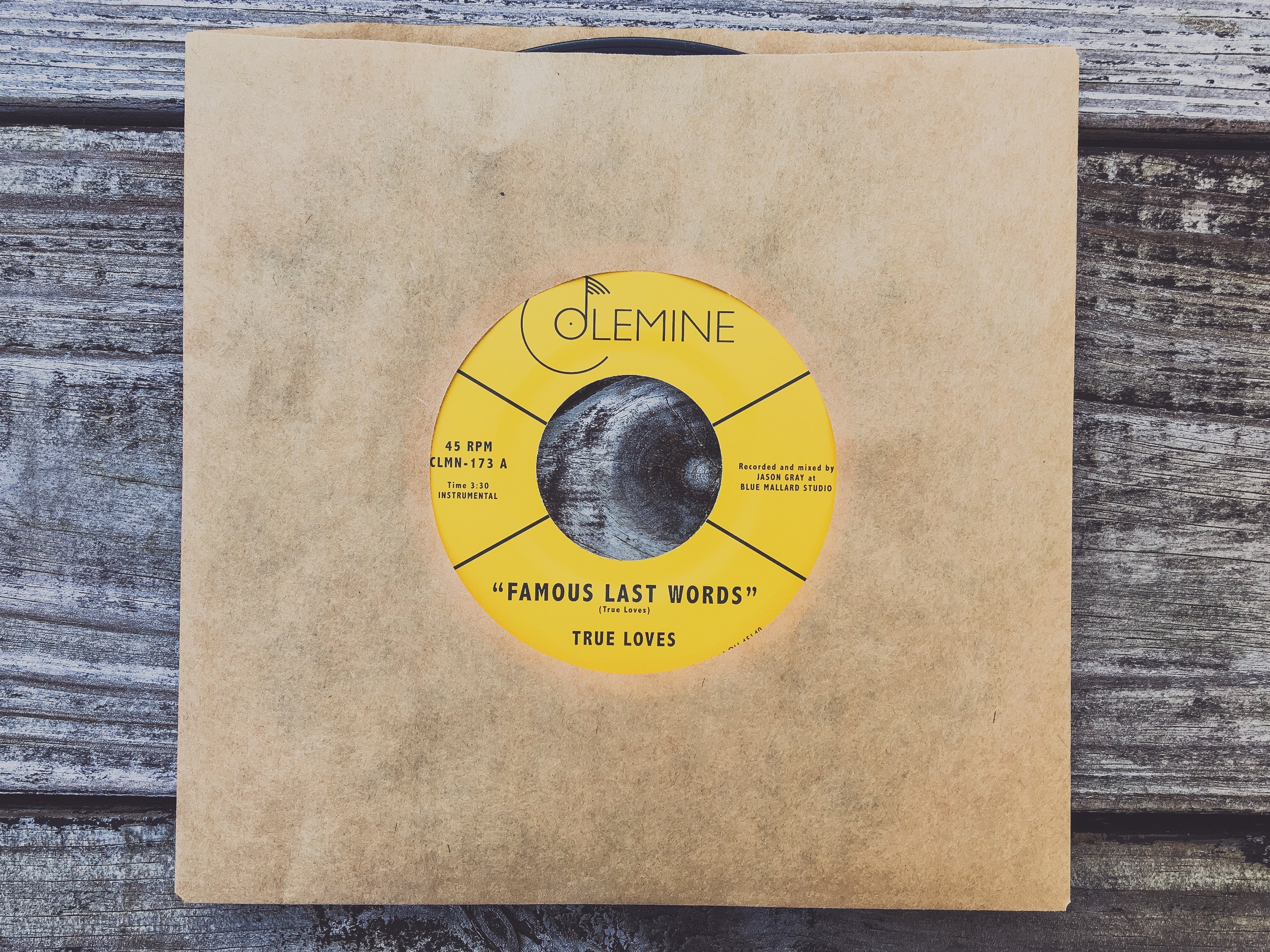 True Loves Famous Last Words vinyle 45t violet funk