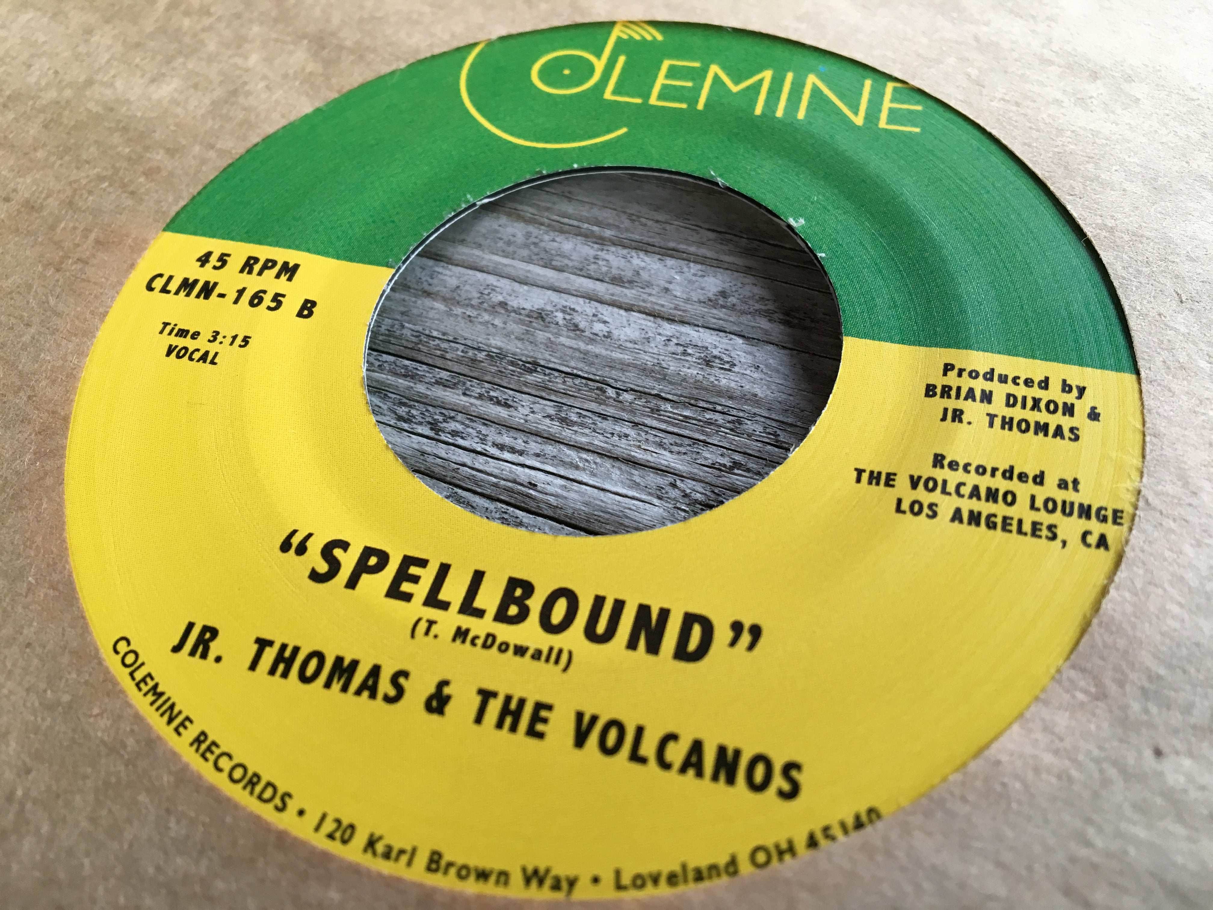 Jr. Thomas & The Volcanos Chin Up vinyle 7" jaune reggae