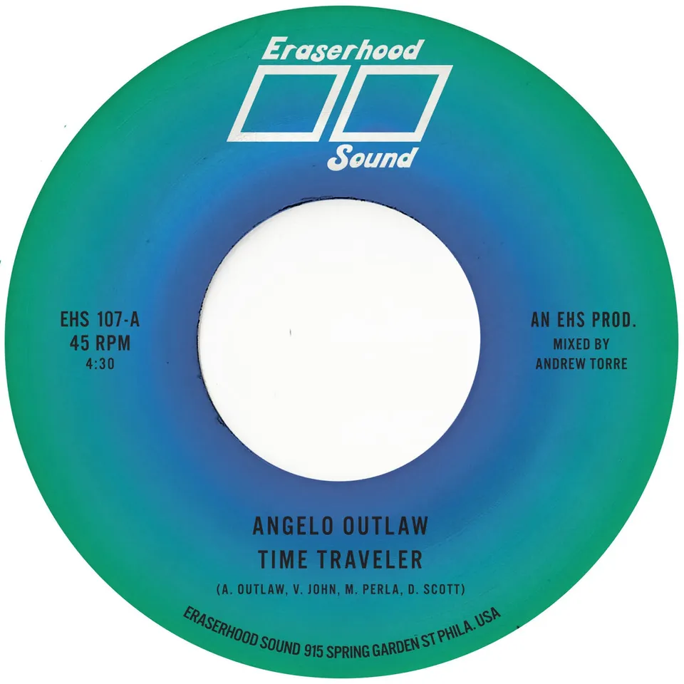 Angelo Outlaw Time Traveler vinyle 7" transparent + funk cosmic