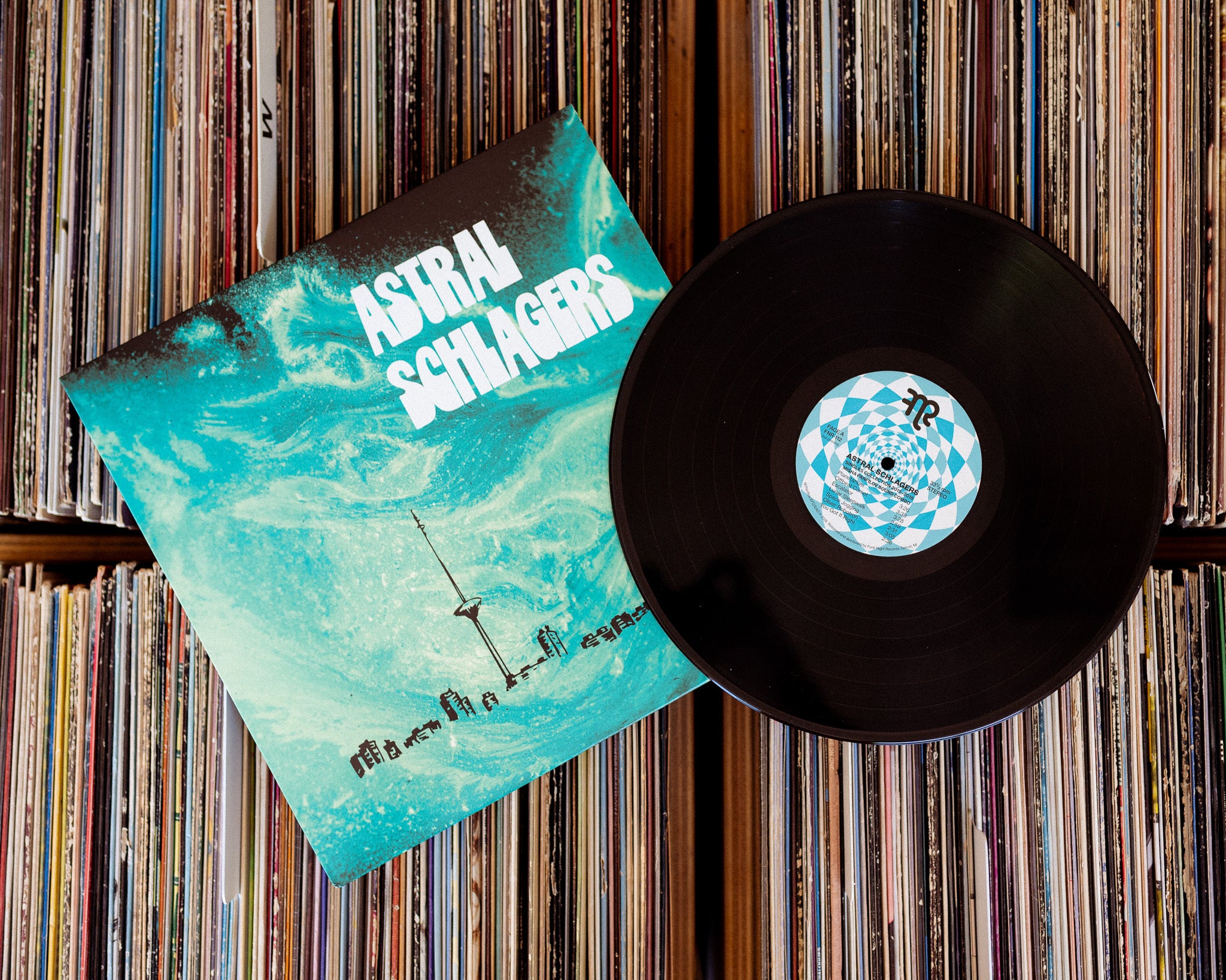 Misha Panfilov Astral Schlagers vinyle LP noir funk