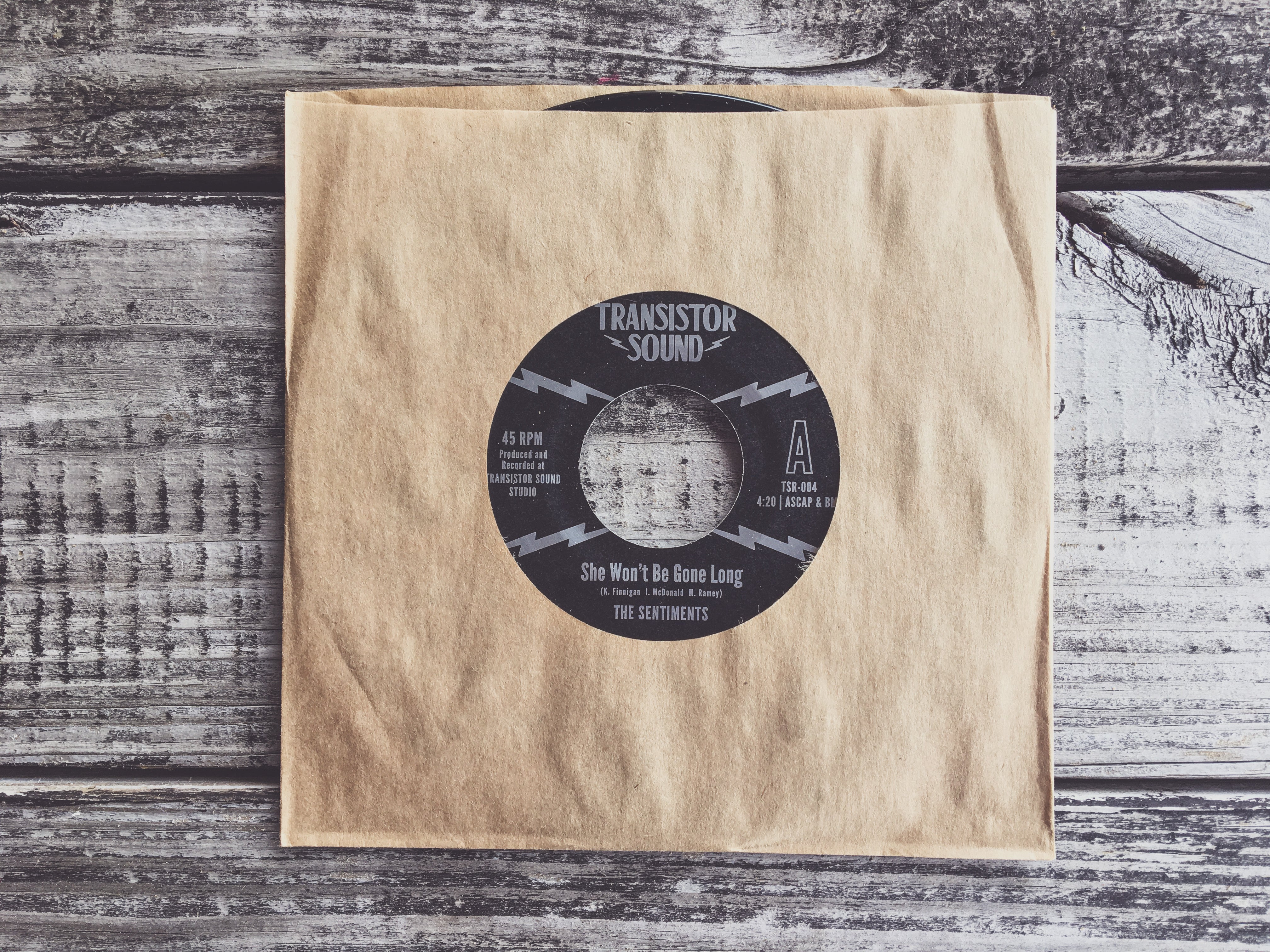 The Sentiments She Won't Be Gone Long vinyle 45
