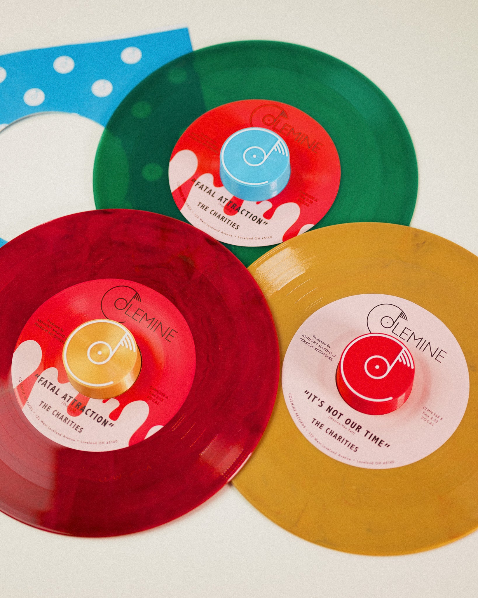 The Charities Fatal Attraction 45 tours Couleur Aléatoire